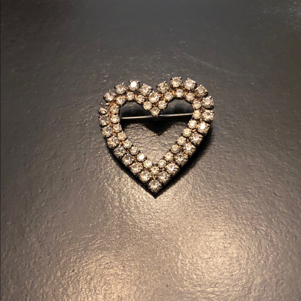 Crystal Heart Brooch Pin - Silver Tone